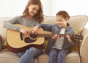 Belajar Memainkan Alat Musik Gitar, Mudah dan Meningkatkan Kecerdasan